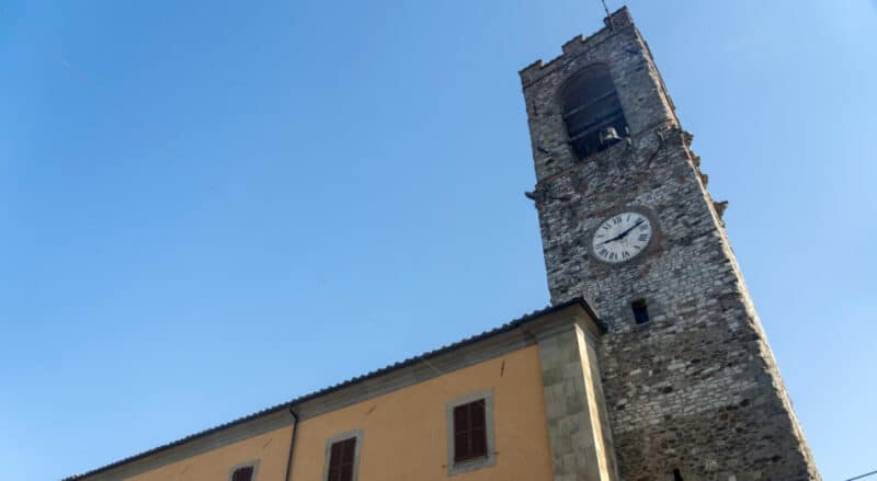 Torre di Piazza Tarlati a Bibbiena nel Casentino